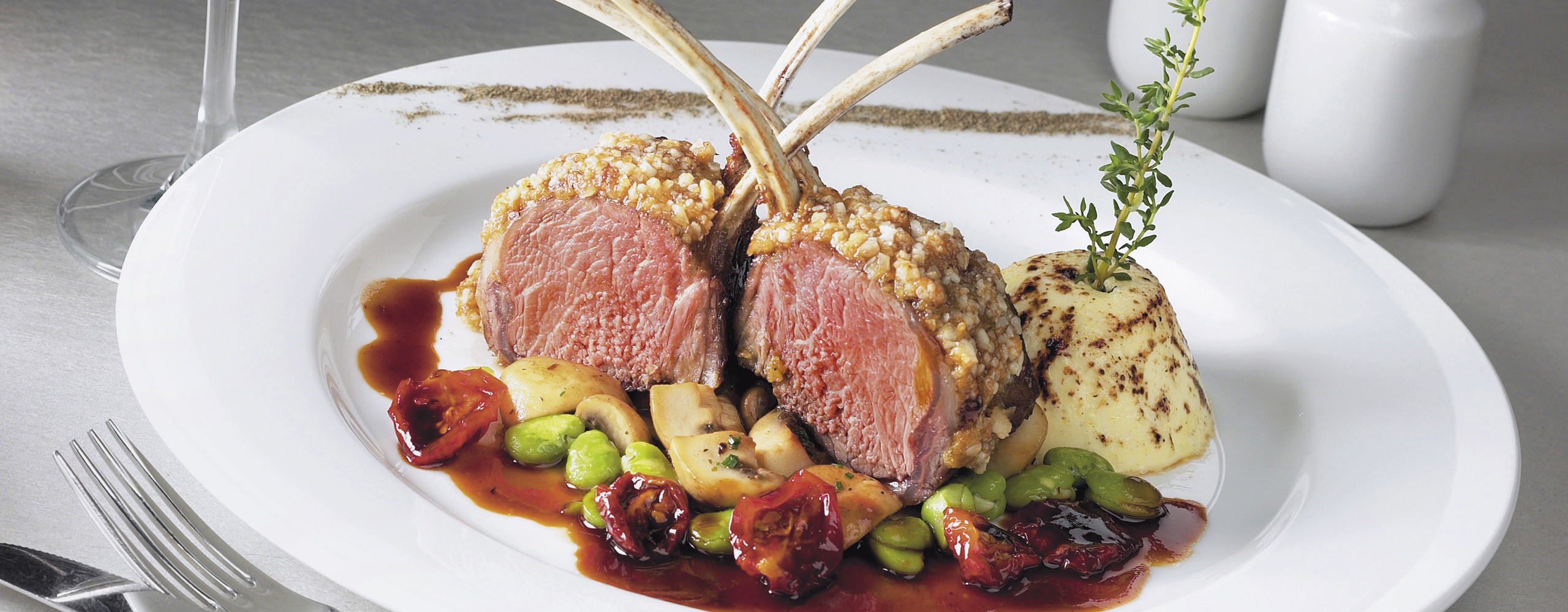 costolette di agnello in crosta di grissini